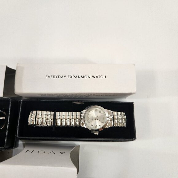 Avon Watch Lot Unlike the Rest Bright Sporty Heart Locket Everyday Expansion NEW - Picture 6 of 10
